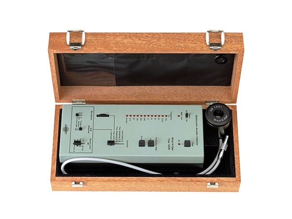 Calibratore-multifrequenza-per-tarature-accreditate