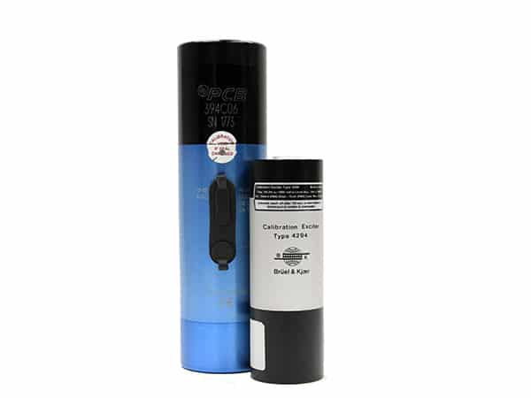 strumenti-di-misurazione-calibratore-accelerometrico